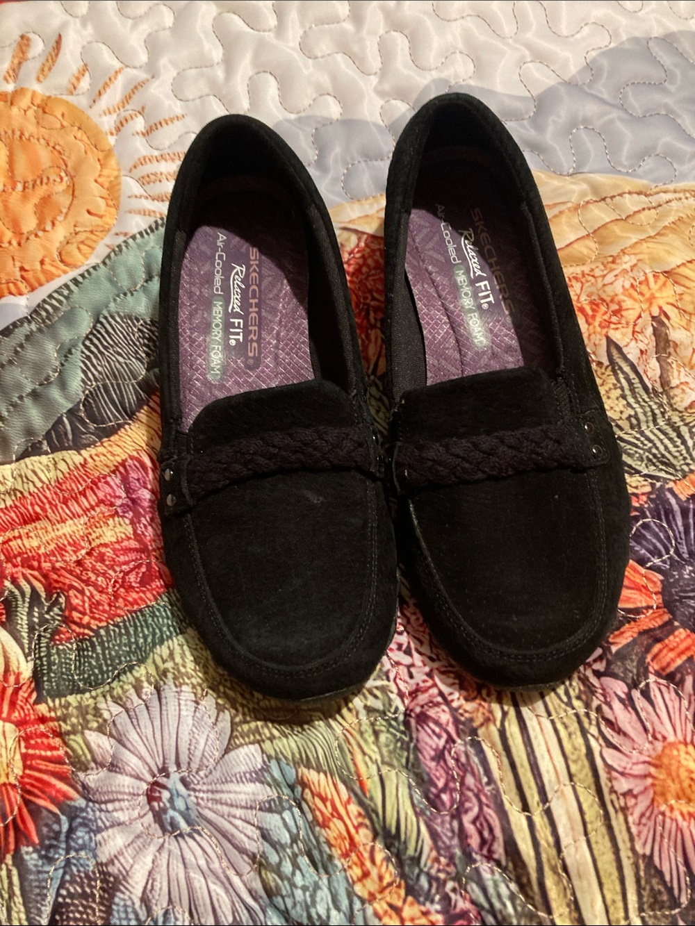 Skechers size 5.5